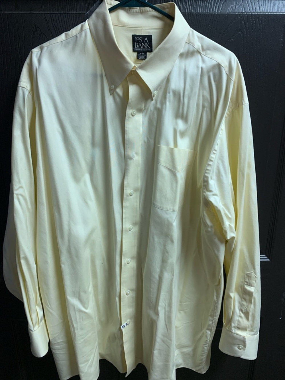 Jos. A. Bank Men's Pale Yellow Button-Down Dress Shirt